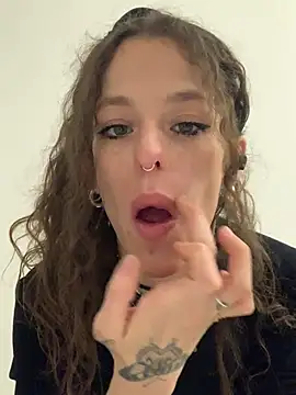 Snapshot of 4lien chatting on April 2026 01:58:01 AM 4lien online show from April 2026 01:58:01 AM