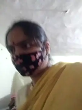 Snapshot of kaamuk_madhu chatting on February 2026 04:39:02 AM kaamuk madhu online show from February 2026 04:39:02 AM