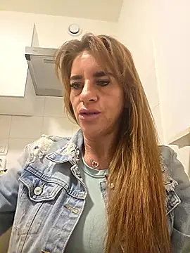 LaLynn online show from March 2026 11:45:01 PM