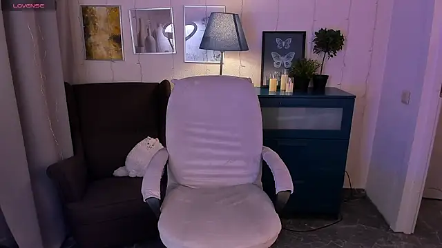 SarahShelby online show from February 2026 06:31:02 AM