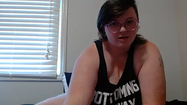 Snapshot of Pupghostt chatting on June 2026 05:54:01 PM Pupghostt online show from June 2026 05:54:01 PM