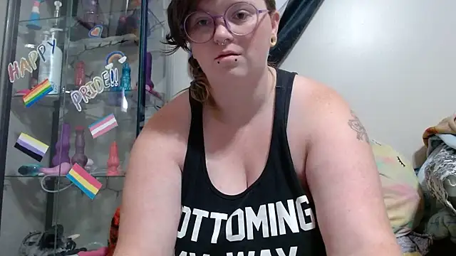 Snapshot of Pupghostt chatting on July 2026 06:32:01 PM Pupghostt online show from July 2026 06:32:01 PM