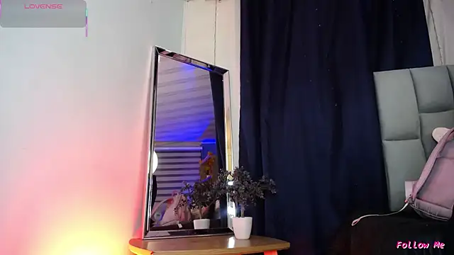 Emilyy05  online show from March 2026 03:19:01 AM