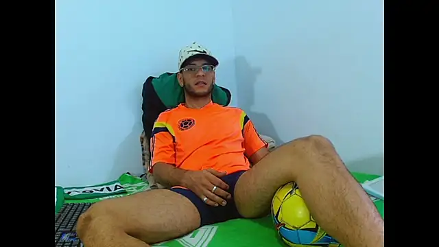 Snapshot of Alphamaster_92 chatting on June 2026 05:56:02 PM Alphamaster 92 online show from June 2026 05:56:02 PM