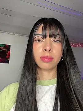 junorise23 online show from April 2026 03:23:01 AM