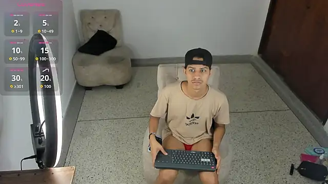 Victor LatinBoy online show from March 2026 03:14:01 AM