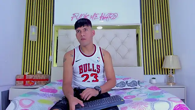 Sweet kevin1 online show from January 2026 06:16:01 AM