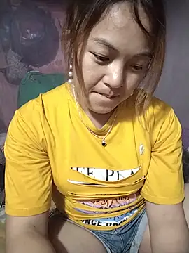 Snapshot of Lucky_cutee chatting on May 2026 11:51:02 AM Lucky cutee online show from May 2026 11:51:02 AM