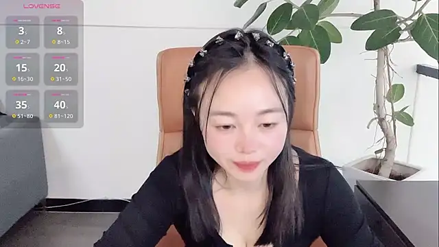 Yuer-77 online show from February 2026 12:10:02 PM