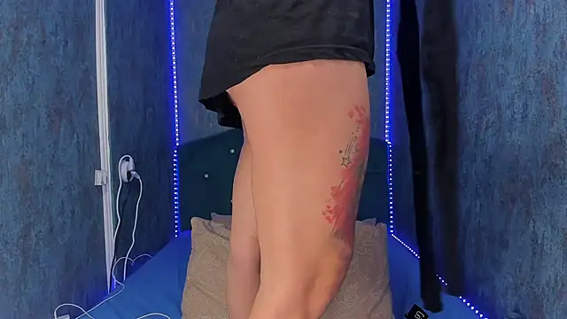 RedAssHottie online show from September 2025 03:06:02 AM