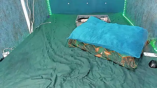 RedAssHottie online show from October 2025 02:55:01 AM