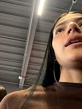 Ema Rose  online show from January 2026 05:37:01 PM