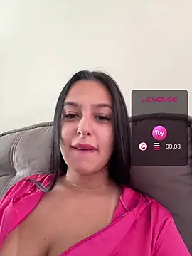 Snapshot of jujuarantes__2026 chatting on June 2026 02:17:02 PM jujuarantes 2026 online show from June 2026 02:17:02 PM