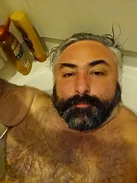 MacGuyver20 online show from January 2026 06:40:01 AM