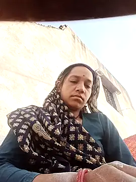 Karishma singh online show from April 2026 01:32:01 AM