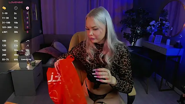 Leslie Caronn online show from March 2026 07:37:02 AM