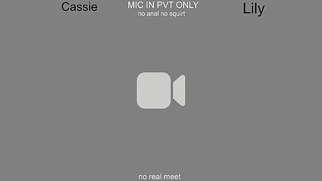 Snapshot of girls_secrets chatting on February 2026 11:04:02 AM girls secrets online show from February 2026 11:04:02 AM