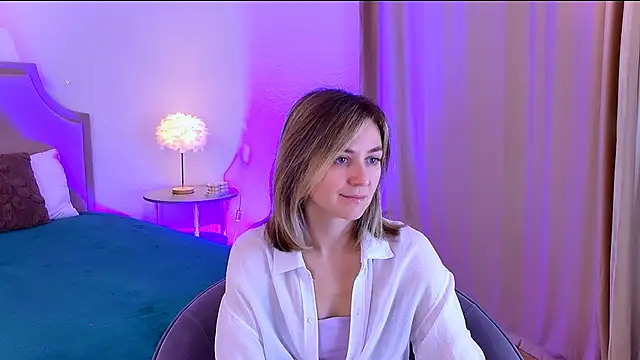 EmeraldGlow online show from January 2026 02:43:02 PM