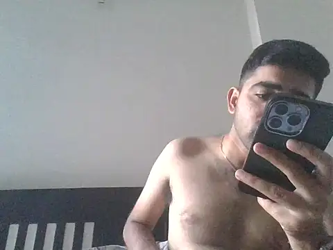 rajj3599 online show from February 2026 03:48:01 AM