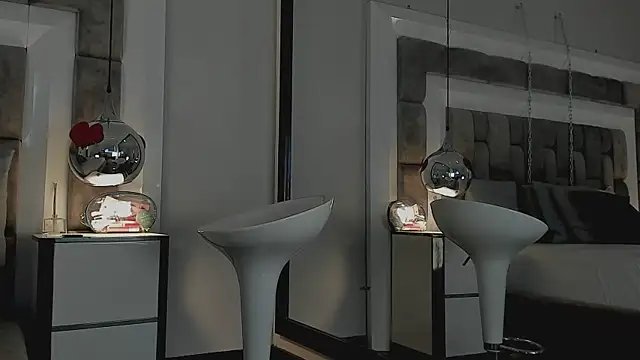 ElenaWatsonn online show from March 2026 08:23:01 PM