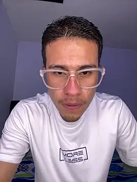 Latin Paisa Boy online show from February 2026 10:30:02 PM