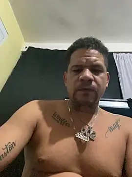 Snapshot of Dominicanobb chatting on February 2026 06:25:02 AM Dominicanobb online show from February 2026 06:25:02 AM