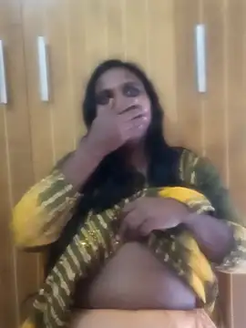 Snapshot of Hot_Sweety02 chatting on December 2025 04:32:01 AM Hot Sweety02 online show from December 2025 04:32:01 AM