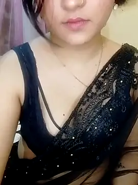 Saumyy online show from April 2026 07:58:01 PM