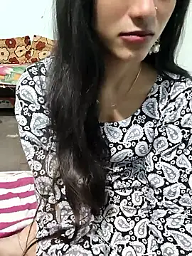 Yours-Zeenat online show from February 2026 07:51:02 AM