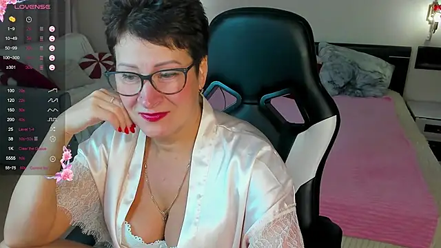 Snapshot of JennyMons chatting on July 2026 07:55:01 AM JennyMons online show from July 2026 07:55:01 AM