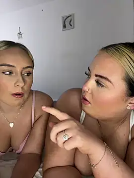 KatieCeexx online show from January 2026 09:16:01 PM