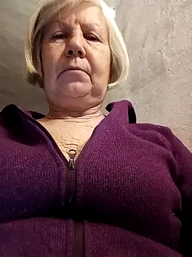 KlaudiaDarling online show from January 2026 03:00:02 AM