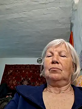 KlaudiaDarling online show from April 2026 10:10:01 AM