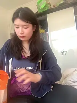 Qidandan778 online show from February 2026 05:37:01 AM