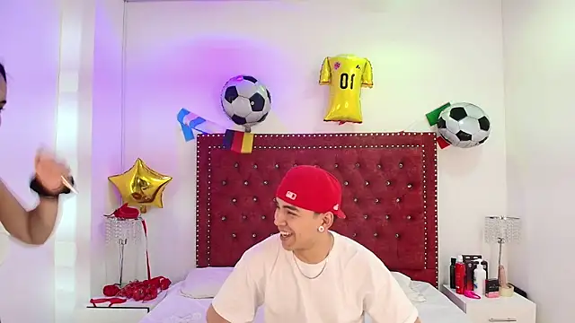 Snapshot of Jaden_and_sofia chatting on July 2026 03:08:02 AM Jaden and sofia online show from July 2026 03:08:02 AM