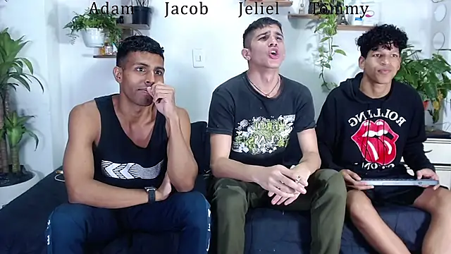 Interracial Snow Bunny online show from January 2026 10:22:02 PM