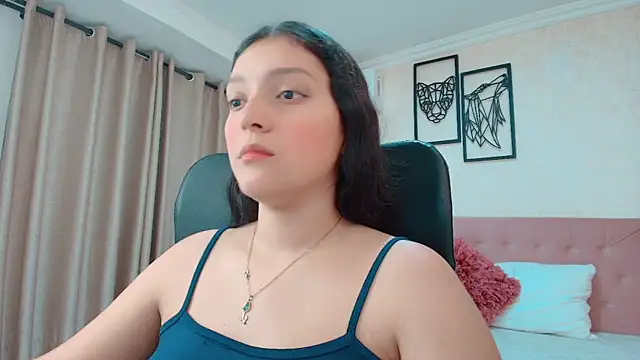 littlemolly walcott online show from May 2026 01:25:02 AM
