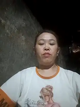 dakota-kis online show from April 2026 11:16:01 PM