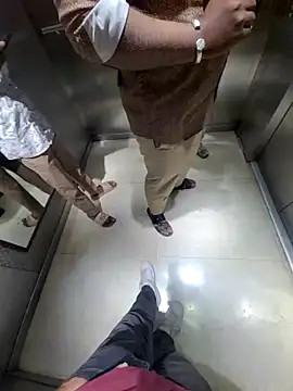 jerryrooh69 online show from April 2026 07:26:02 AM