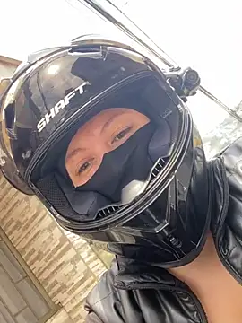 Scarlet auraa online show from February 2026 05:02:02 PM