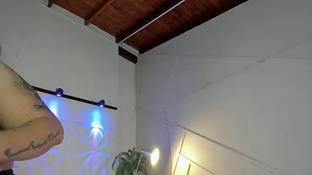 GabiSaenz  online show from March 2026 11:18:01 AM