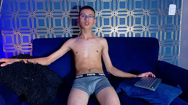 asher lux online show from February 2026 08:13:02 PM