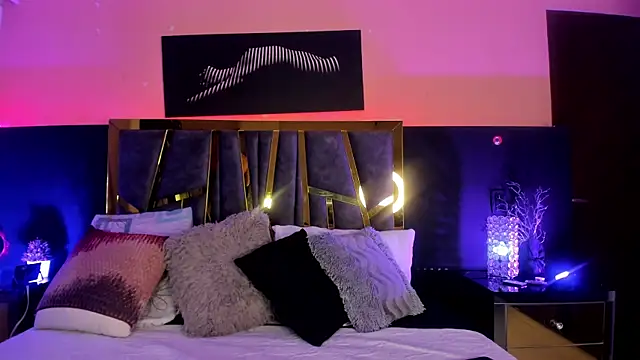 Chloe Connor online show from March 2026 04:18:01 AM