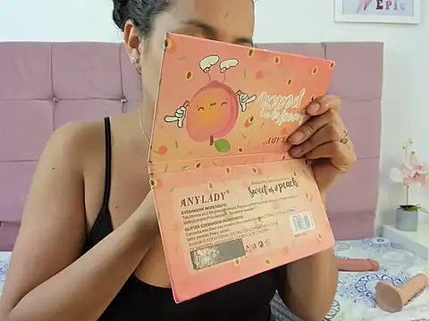 MiaKleinX online show from March 2026 08:48:01 PM