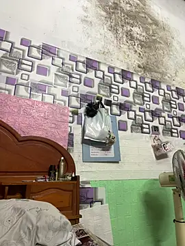 Faded pink online show from March 2026 06:17:01 AM