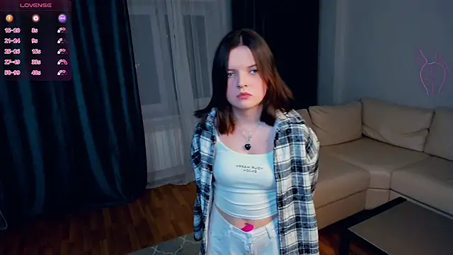 TiannaVillari online show from January 2026 05:15:01 PM