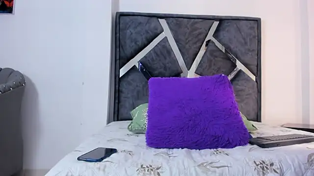 Liam saint online show from February 2026 12:23:02 PM