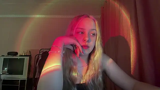 ZoraDearmon online show from January 2026 09:40:01 PM