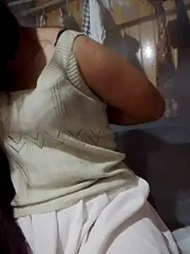 Snapshot of _Bong_02 chatting on February 2026 01:56:02 PM Bong 02 online show from February 2026 01:56:02 PM