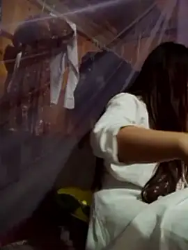 Snapshot of _Bong_02 chatting on March 2026 12:50:01 AM Bong 02 online show from March 2026 12:50:01 AM